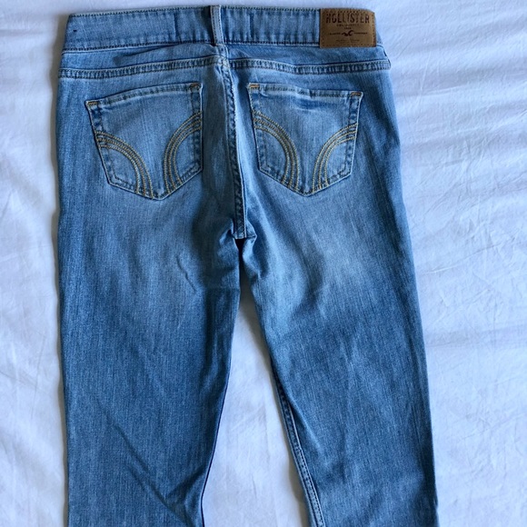 HOLLISTER Skinny Jeans. Size 1L. Light Wash - Picture 5 of 6